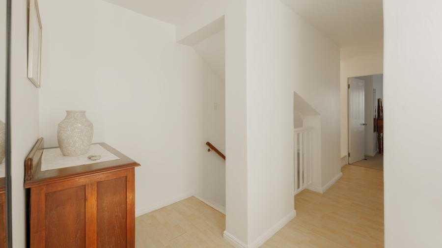 3 Bedroom Property for Sale in Struisbaai Western Cape